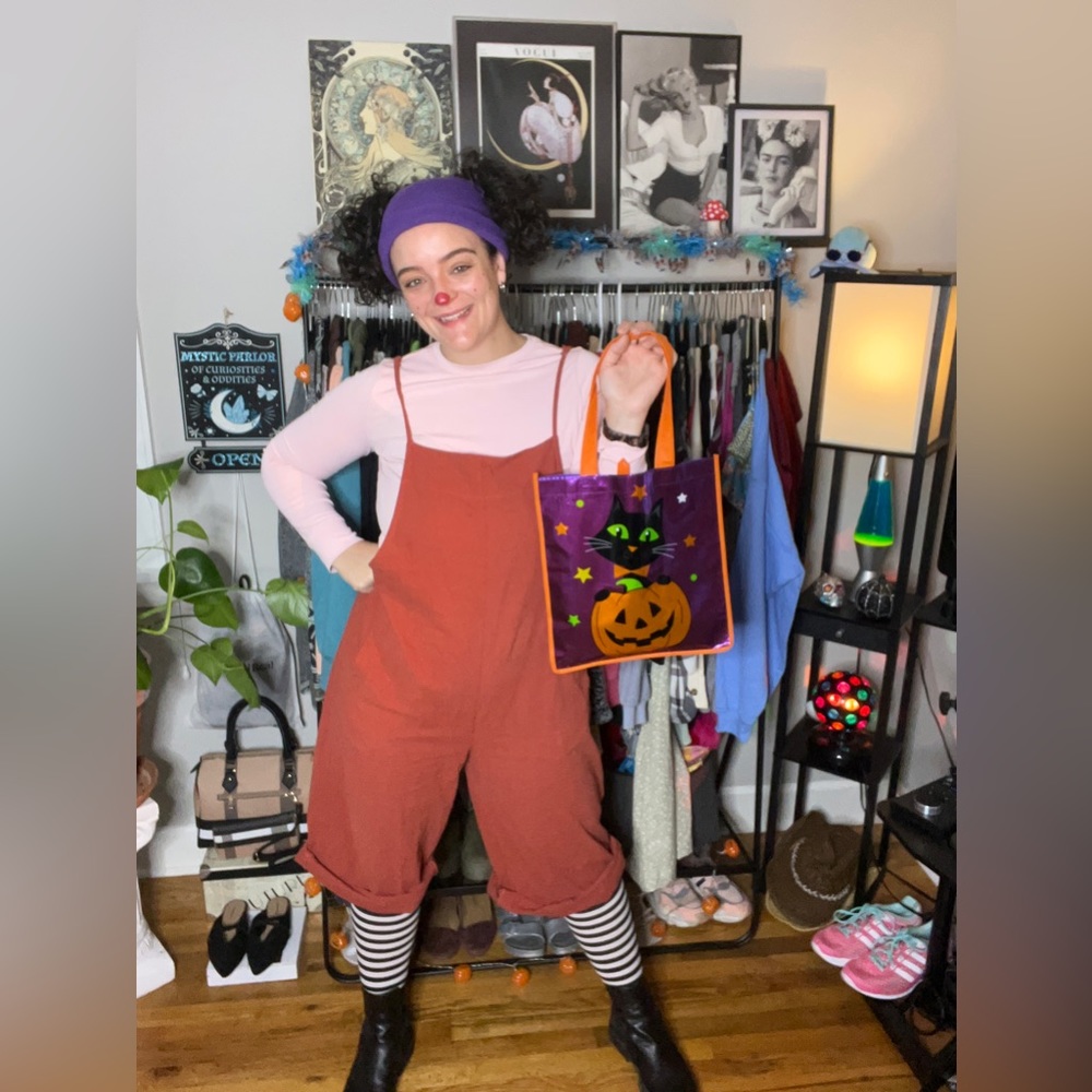 Last_Call_Chloe is LIVE! GIRLS NIGHT OUTFIT BUNDLES TRAIN Goodie Bags &Giveaways - Picture 7 of 17